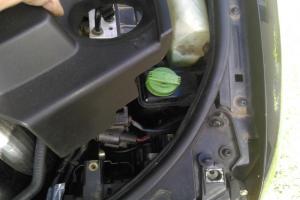 Photo changer mes ampoules de phare sur mon audi a4 b6